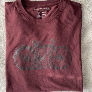 Banana Republic Bike Club tshirt